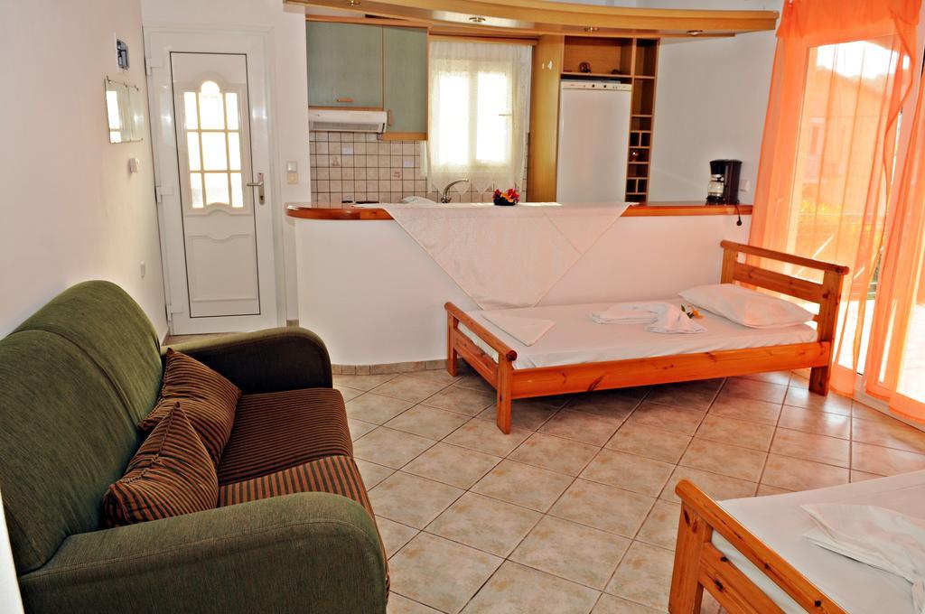 Posidonio Hotel Klima  Zimmer foto