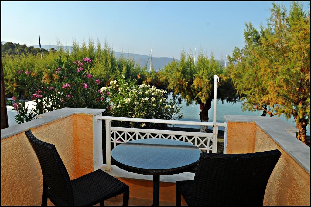 Posidonio Hotel Klima  Zimmer foto